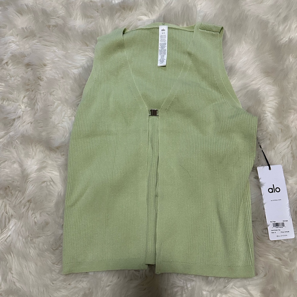 NWT ALO Yoga no longer available Iced green tea